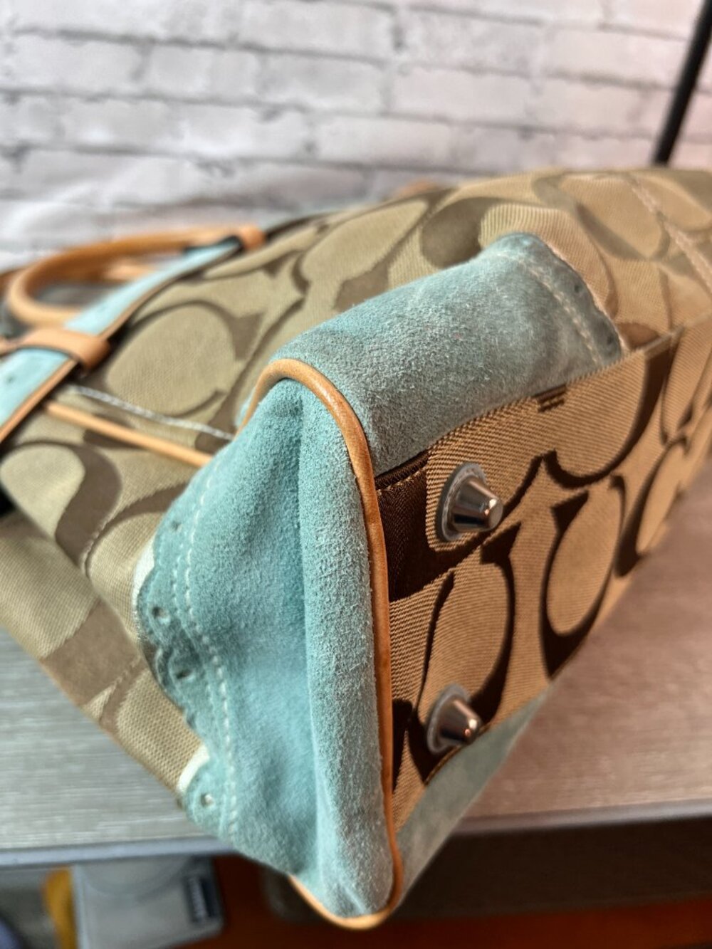 Very Rare Limited Edition Coach 1490 Signature "Fish" Hamilton bag - Picture 5 of 7